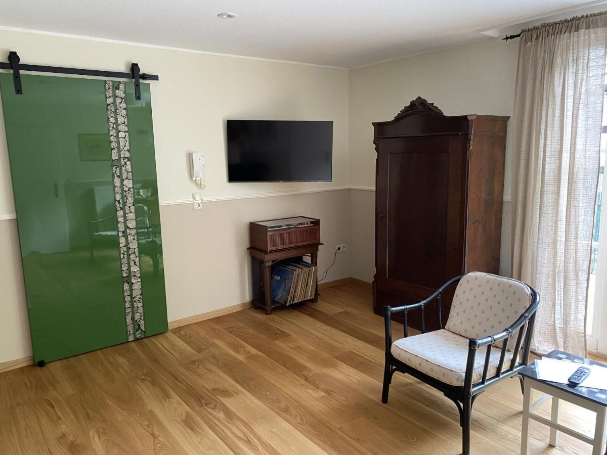 Eine Gemuetliche Ferienwohnung Mit Garten Бад-Карлсхафен Экстерьер фото